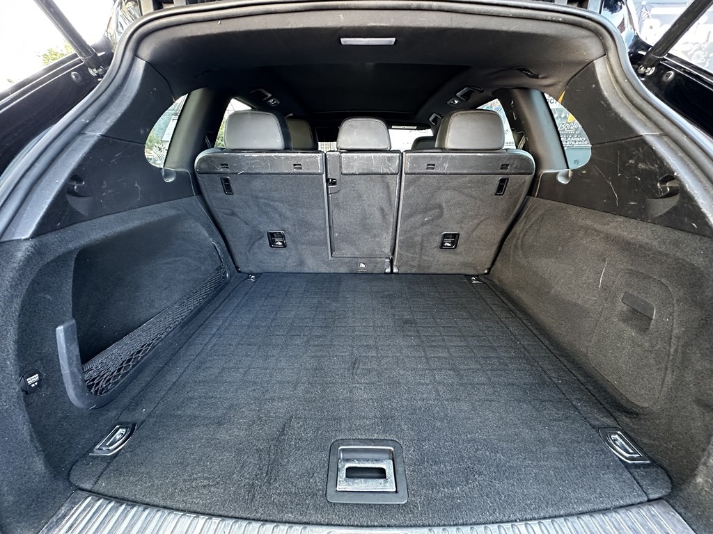 Porsche Cayenne  2013