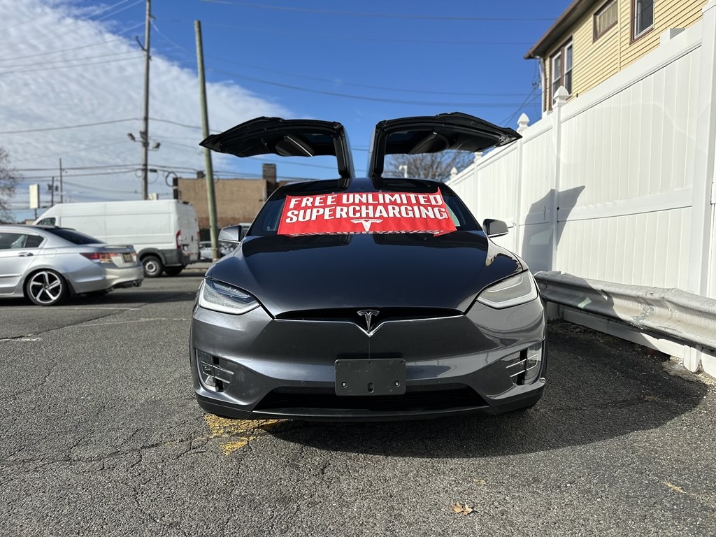 2016 Tesla Model X 90D photo 2