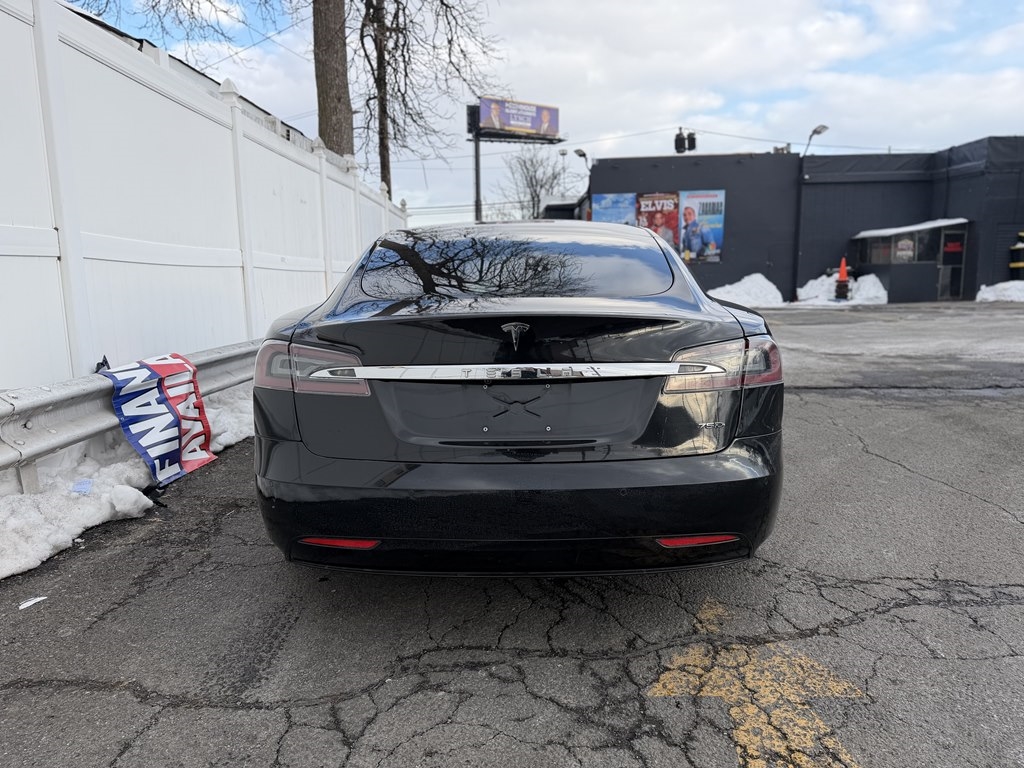 Tesla Model S  2017