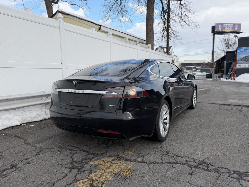Tesla Model S  2017