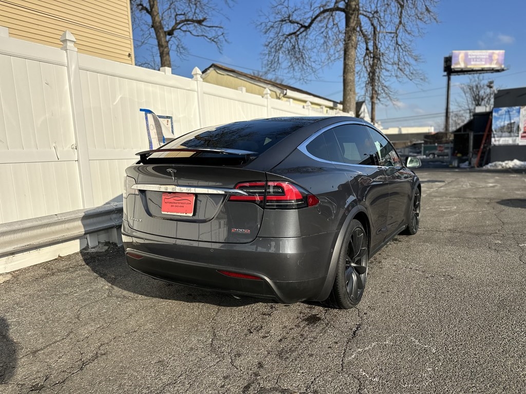 Tesla Model X  2016
