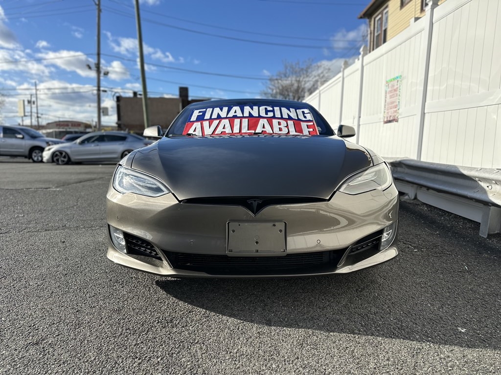 Tesla Model S  2016
