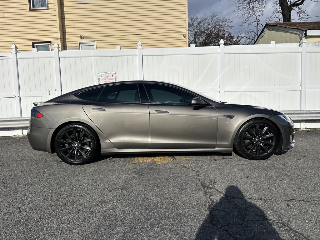 Tesla Model S  2016