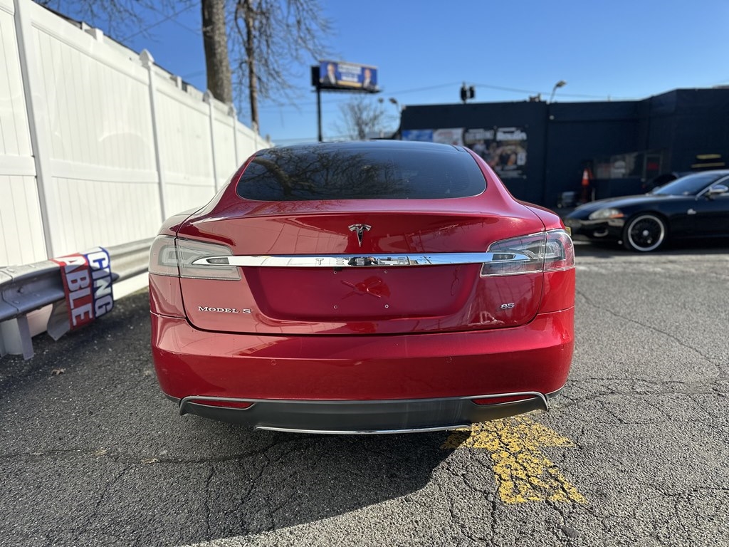 Tesla Model S  2016