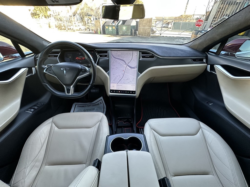 Tesla Model S  2016