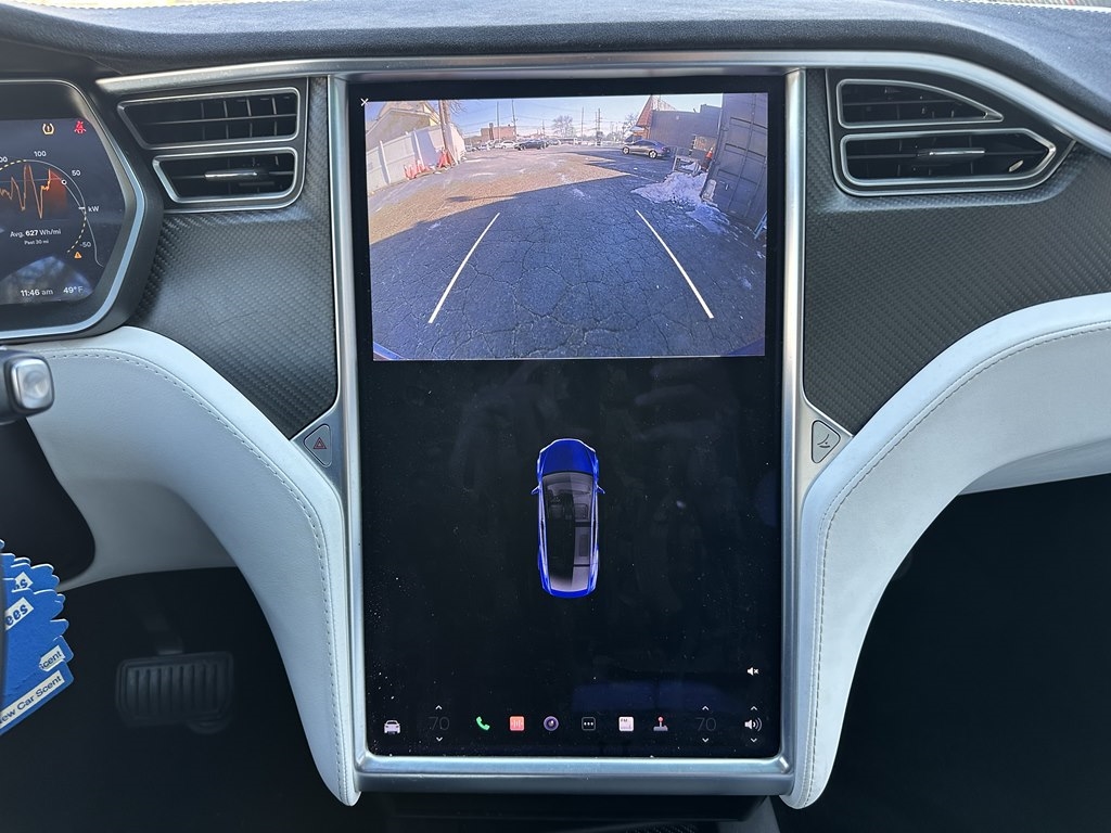 Tesla Model X  2017