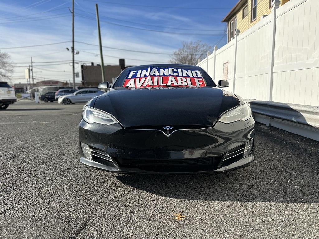 Tesla Model S  2018