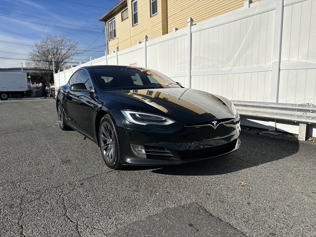 Tesla Model S  2018