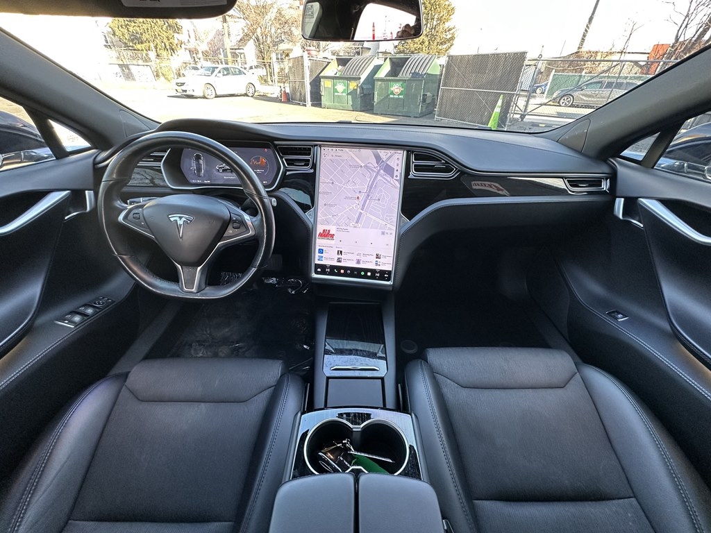 Tesla Model S  2018