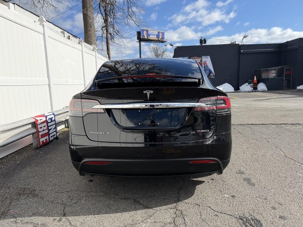Tesla Model X  2016