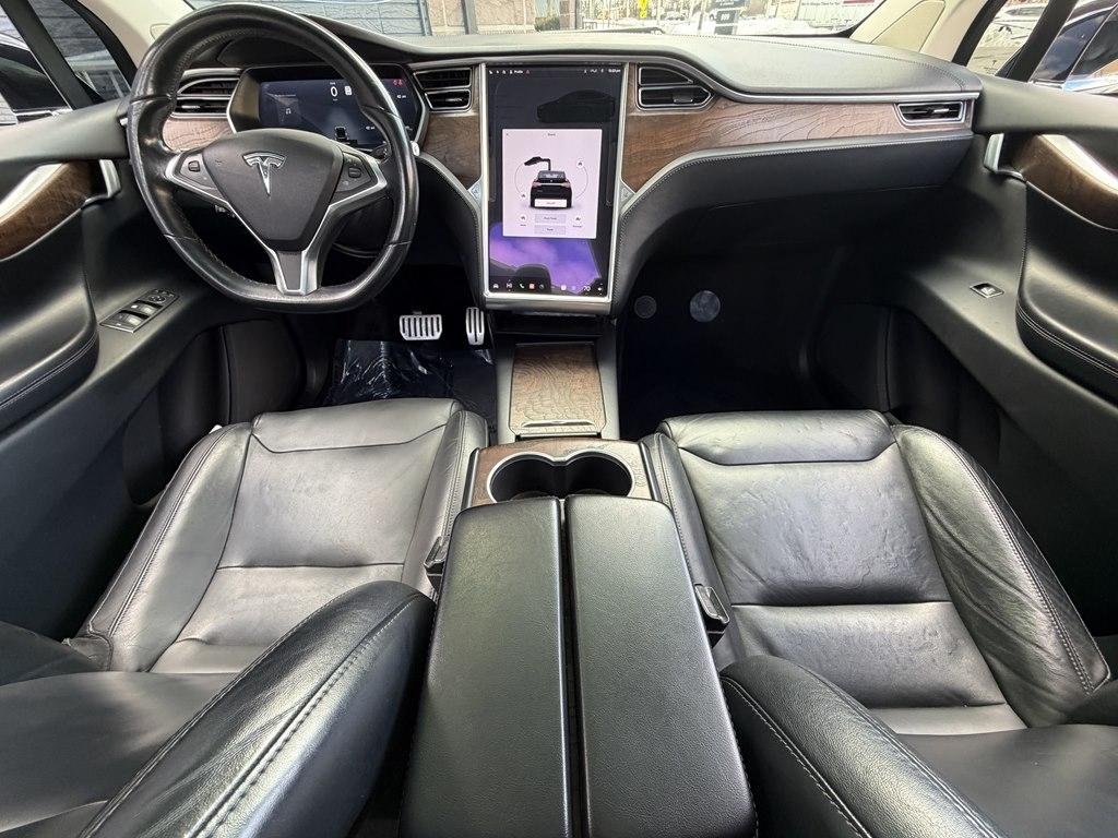 Tesla Model X  2016