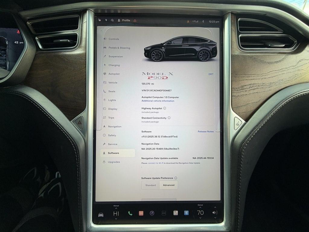 Tesla Model X  2016