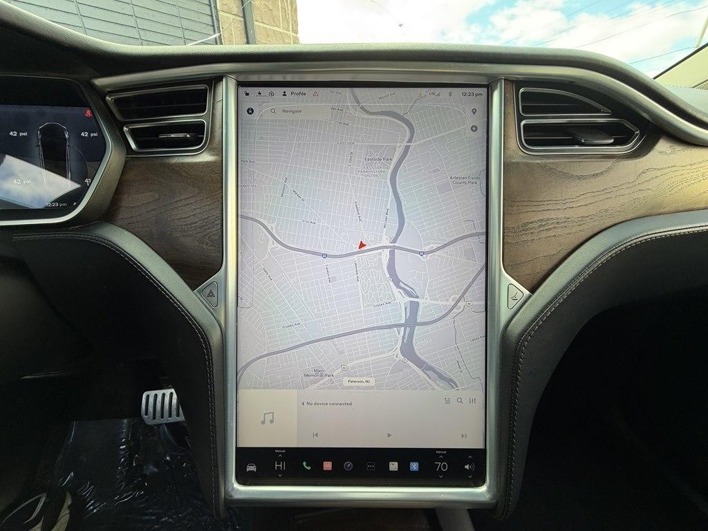 Tesla Model X  2016