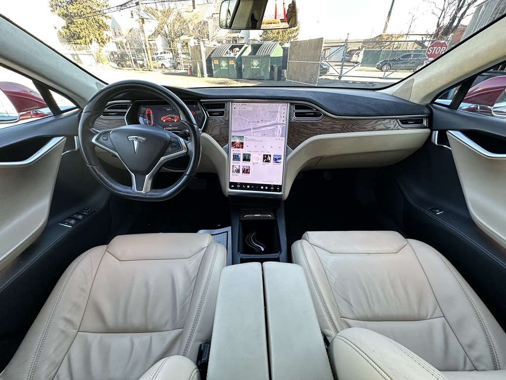 Tesla Model S  2017