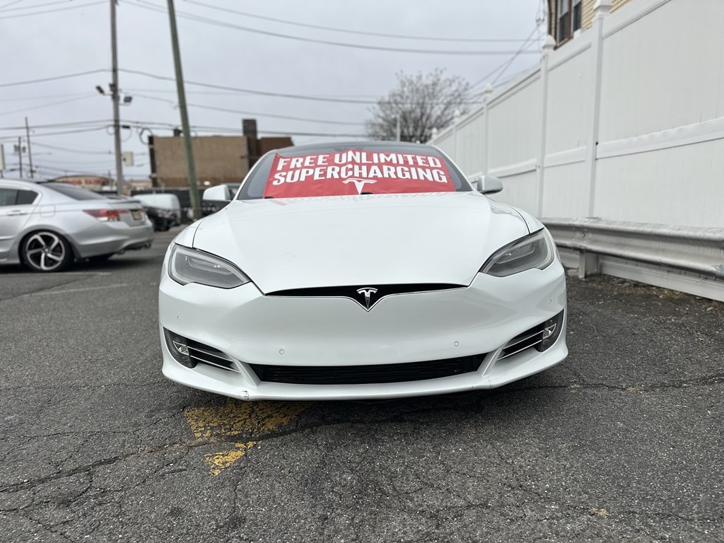 Tesla Model S  2016