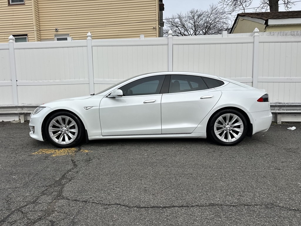 Tesla Model S  2016