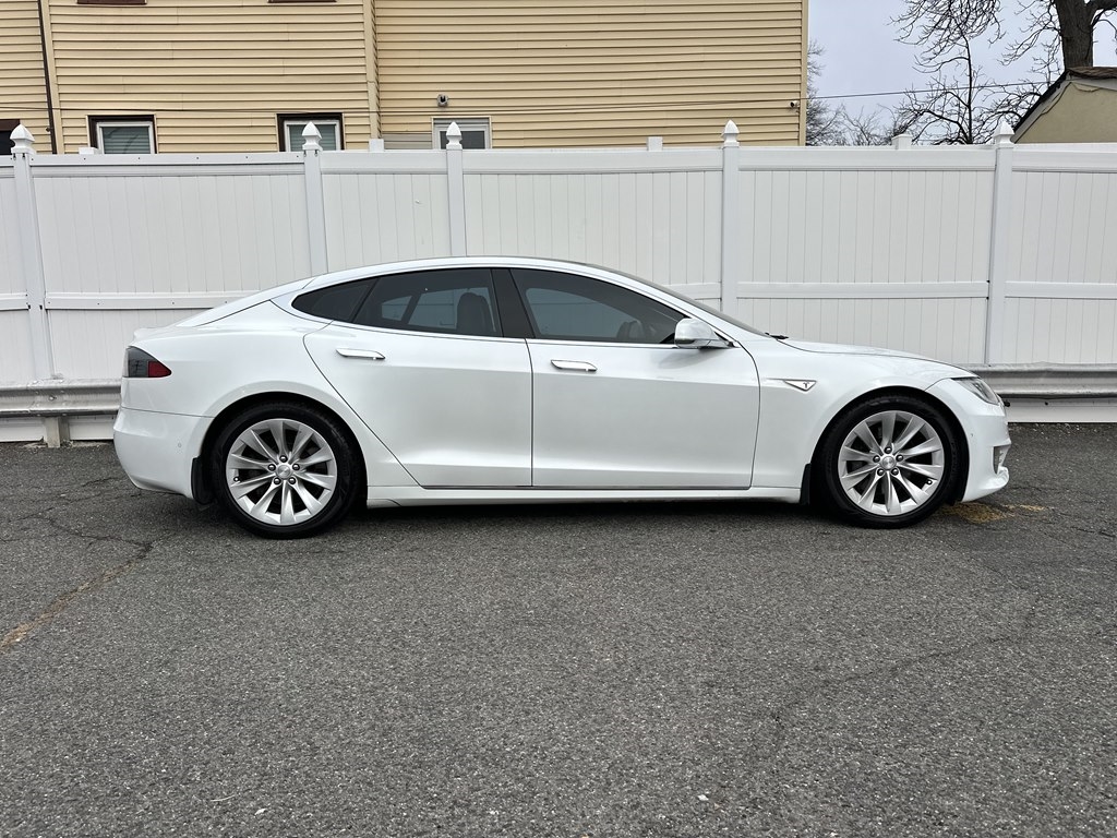 Tesla Model S  2016