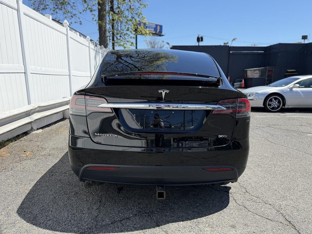 Tesla Model X  2016