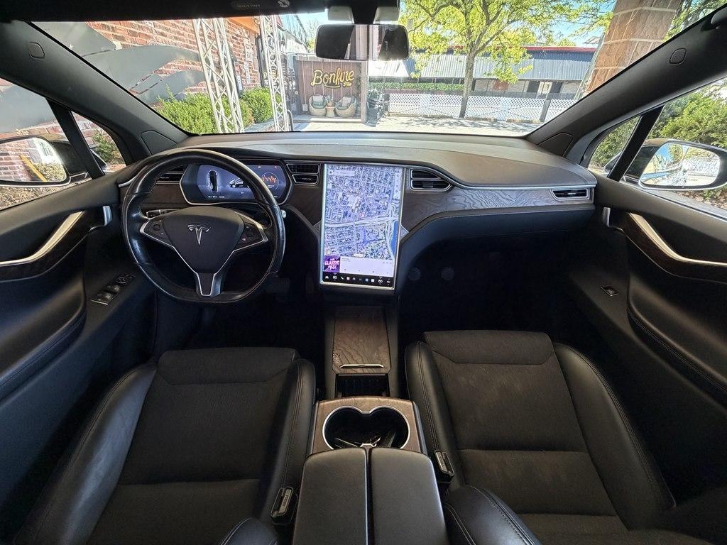 Tesla Model X  2016