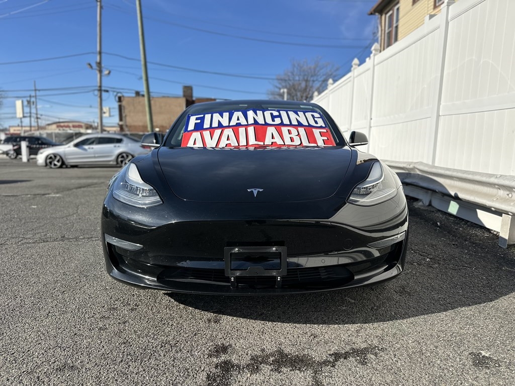Tesla Model 3  2019