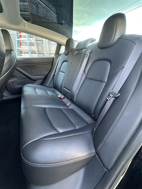 Tesla Model 3  2019