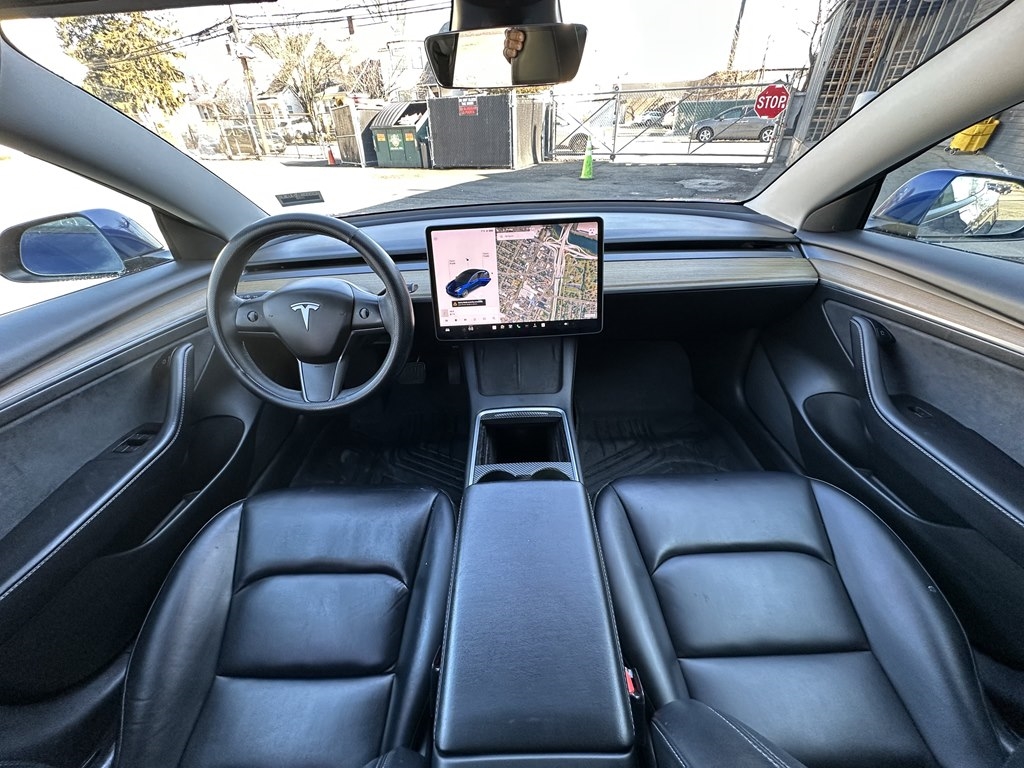 Tesla Model 3  2021