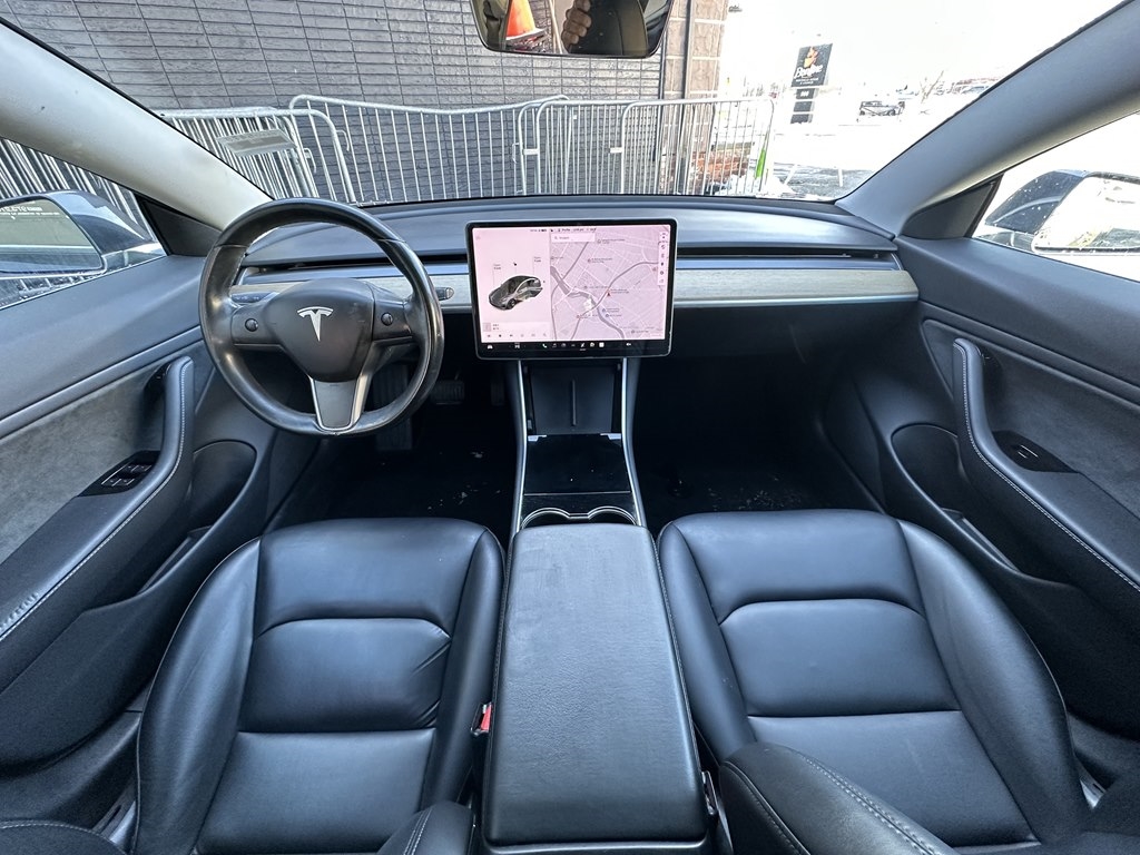 Tesla Model 3  2018