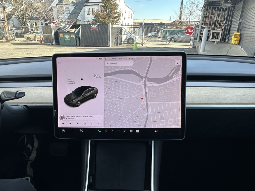 Tesla Model 3  2018