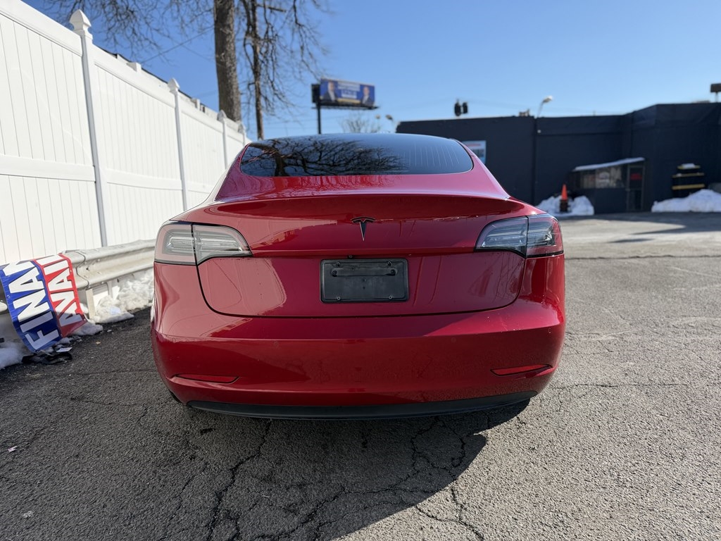 Tesla Model 3  2018