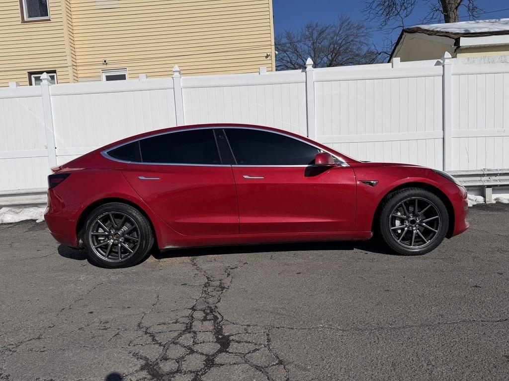 Tesla Model 3  2018