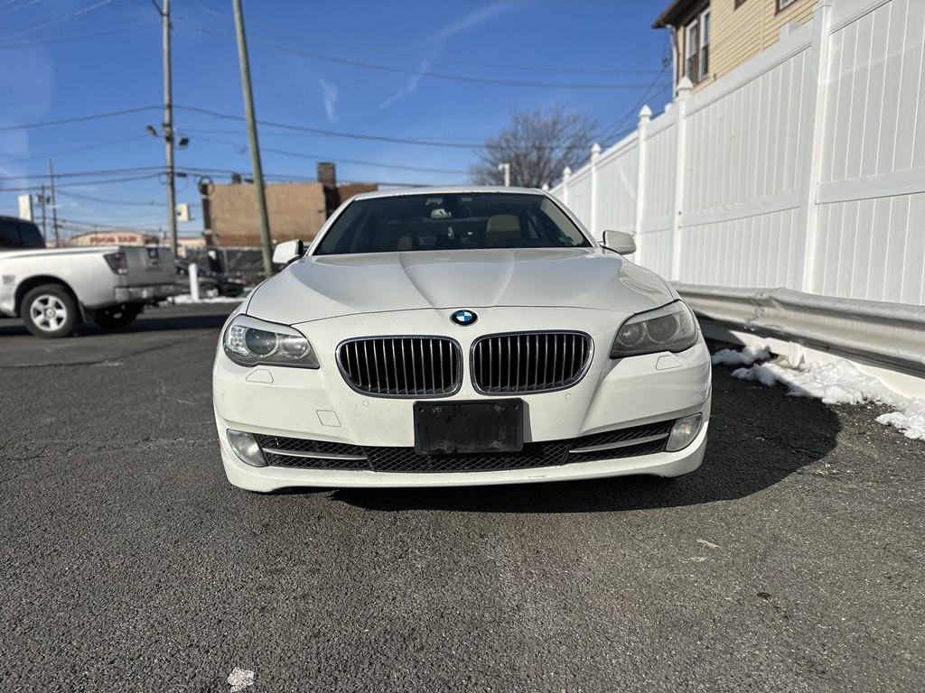 BMW 5-Series  2012