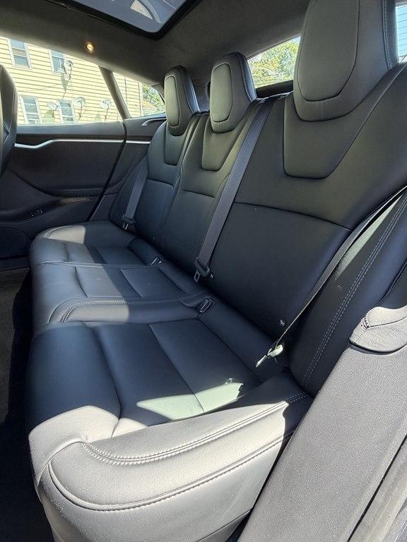 Tesla Model S  2017