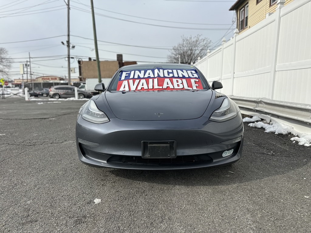 Tesla Model 3  2020