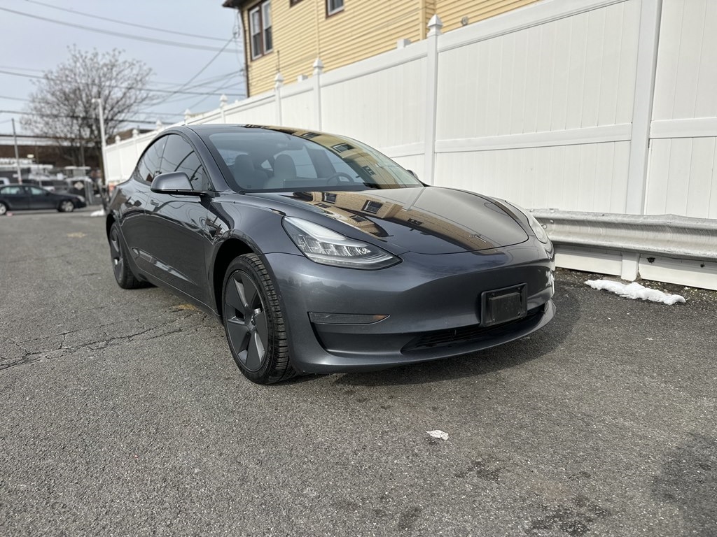 Tesla Model 3  2020