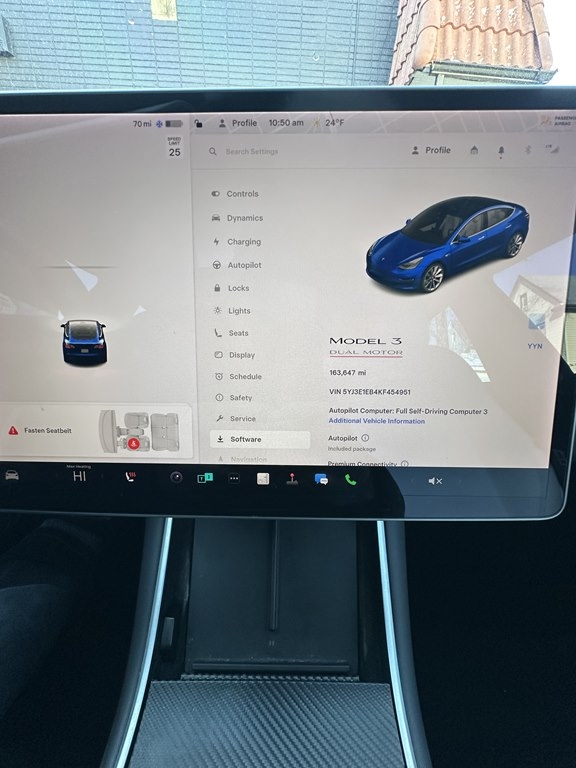 Tesla Model 3  2019