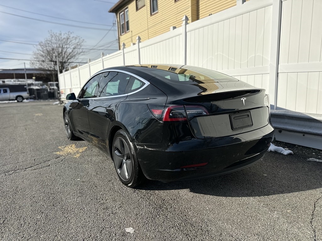 Tesla Model 3  2019