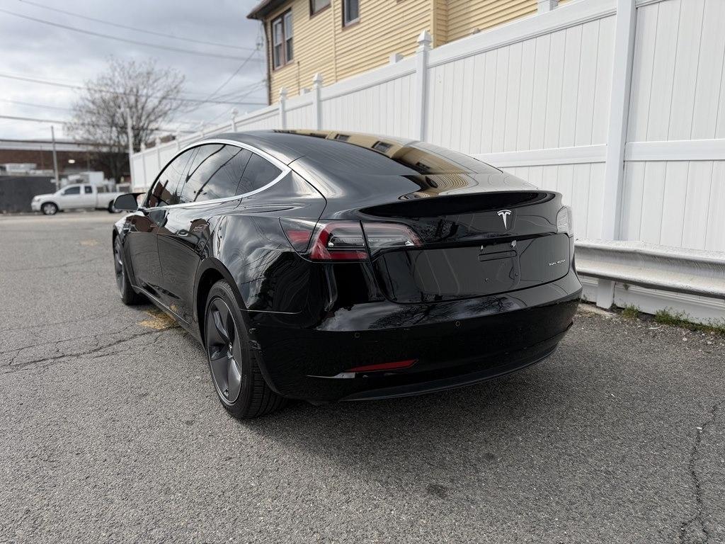 Tesla Model 3  2018