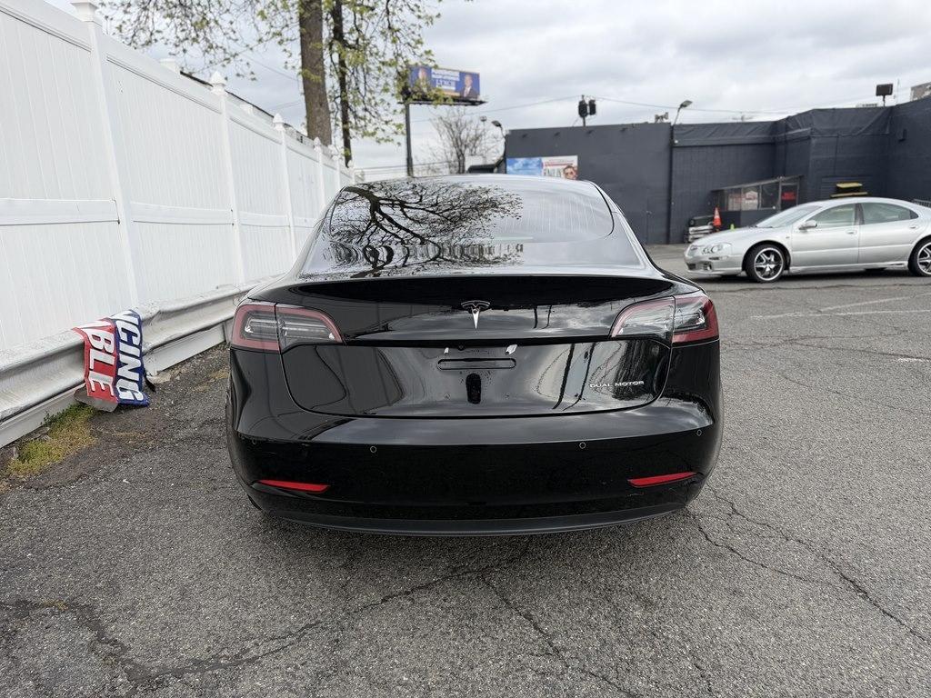 Tesla Model 3  2018