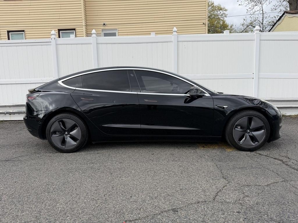 Tesla Model 3  2018