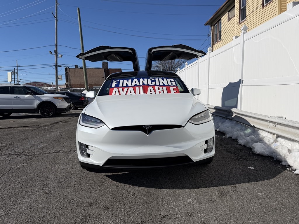 Tesla Model X  2020