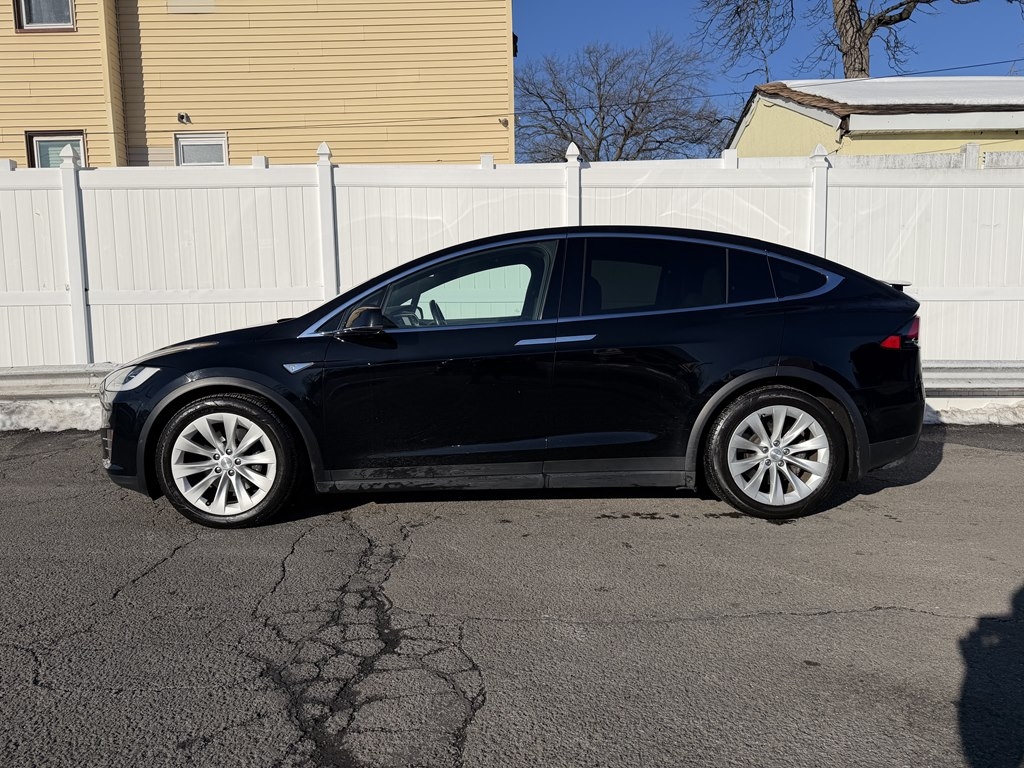 Tesla Model X  2016