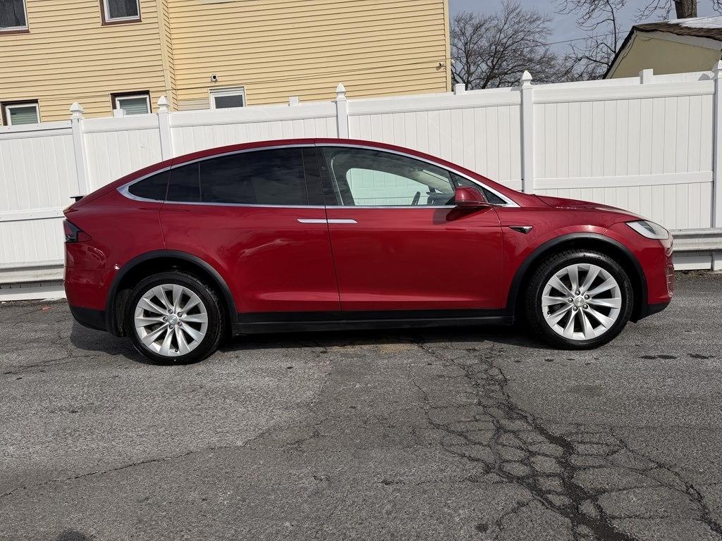 Tesla Model X  2018