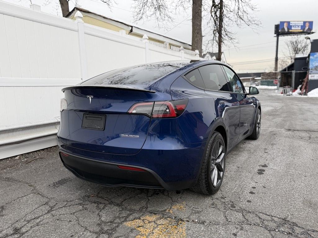 Tesla Model Y  2022