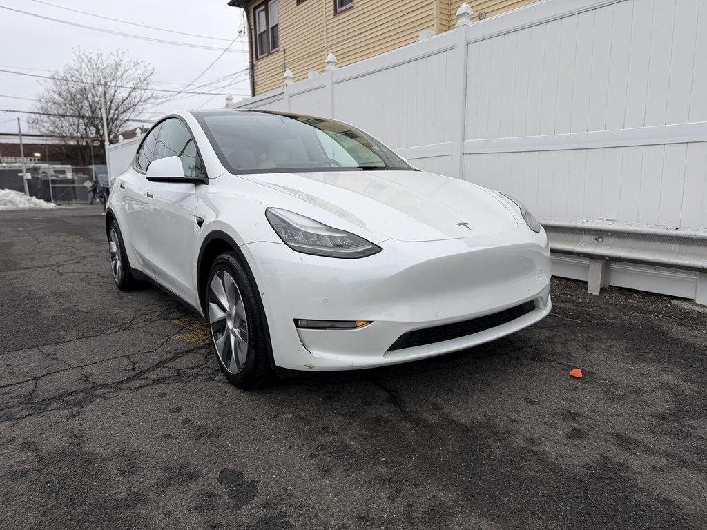 Tesla Model Y  2020