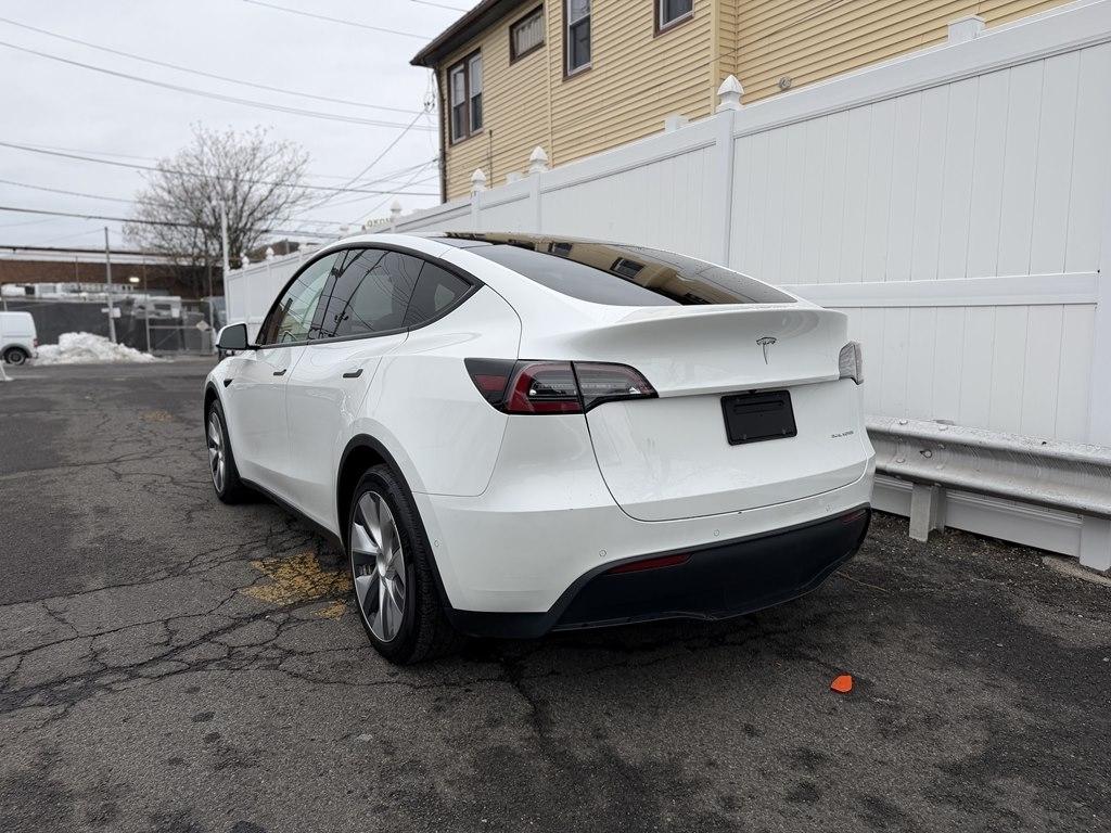 Tesla Model Y  2020