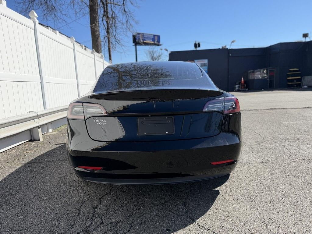Tesla Model 3  2019