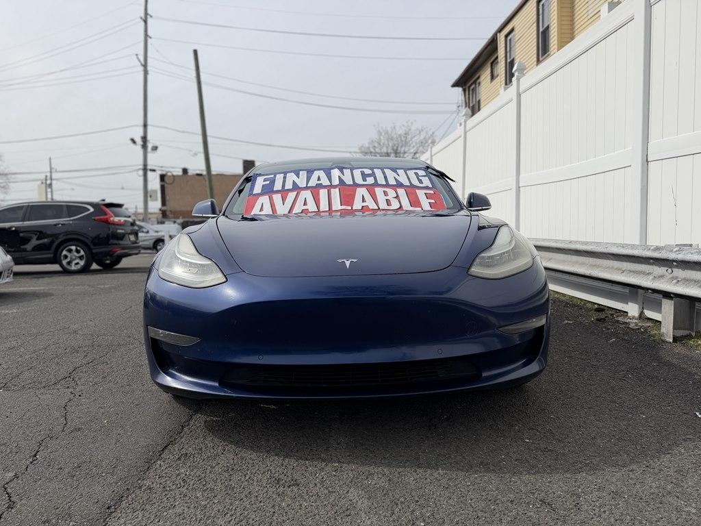 Tesla Model 3  2020