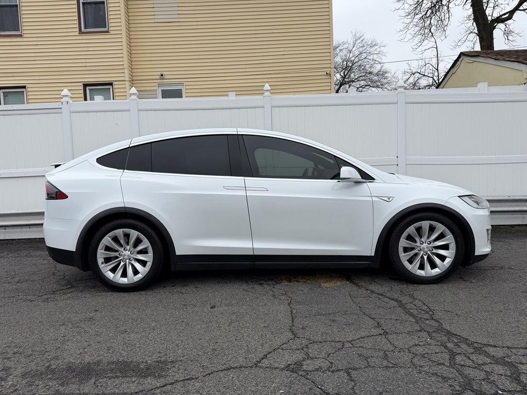 Tesla Model X  2016