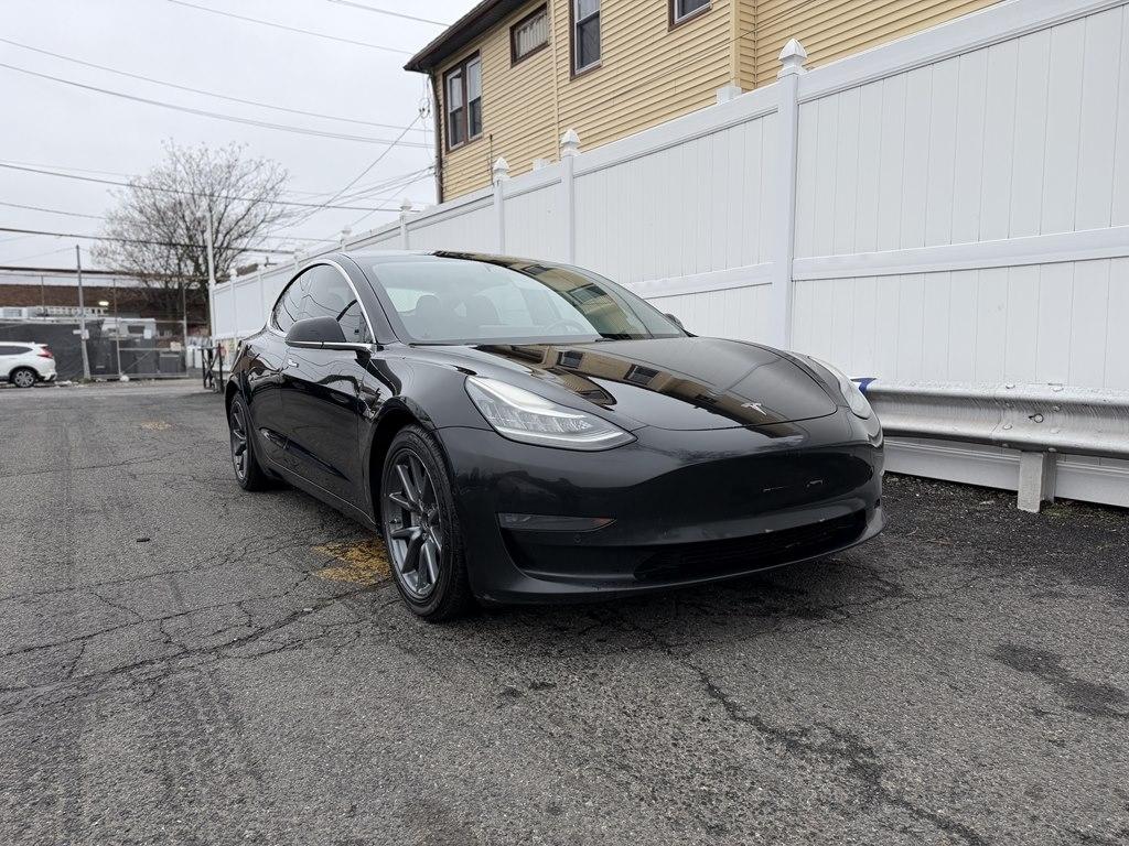 Tesla Model 3  2018