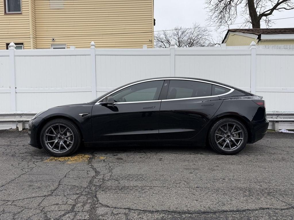Tesla Model 3  2018